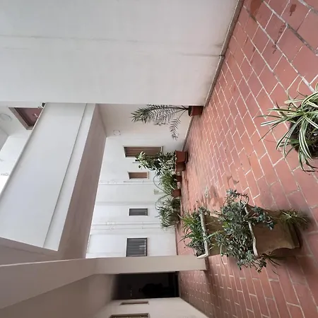 Gloria In Apartment